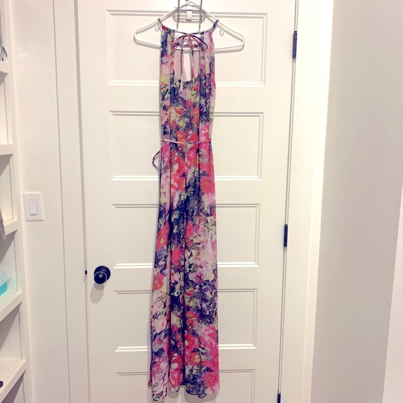 Maggy London long, floral, halter top dress. - Picture 2 of 9